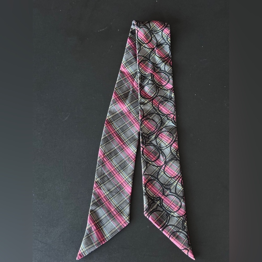 Coach Pink and Gray Silk Bag Scarf with Optic C Plaid pattern Y2K vintage - Picture 4 of 5